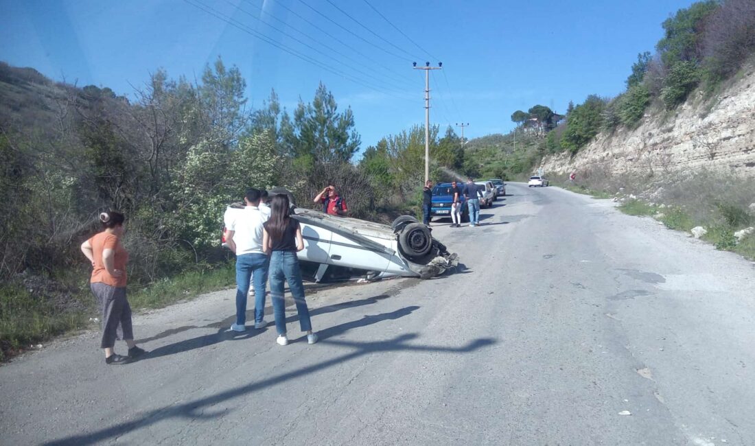 Gördes'te Aynı Gün İçinde İkinci Kaza: Akçeşme Mevkiinde Araç Takla