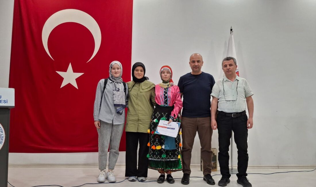 Manisa genelinde düzenlenen Anadolu İmam Hatip Liseleri Arası Arapça Şiir