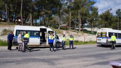 Gördes İlçe Milli Eğitim Müdürlüğü, taşımalı eğitim kapsamında hizmet veren