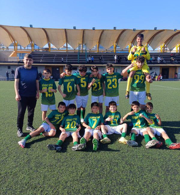 Heyecan dolu karşılaşmada Gördes Spor'un gollerini Faruk (2) ve Kerem