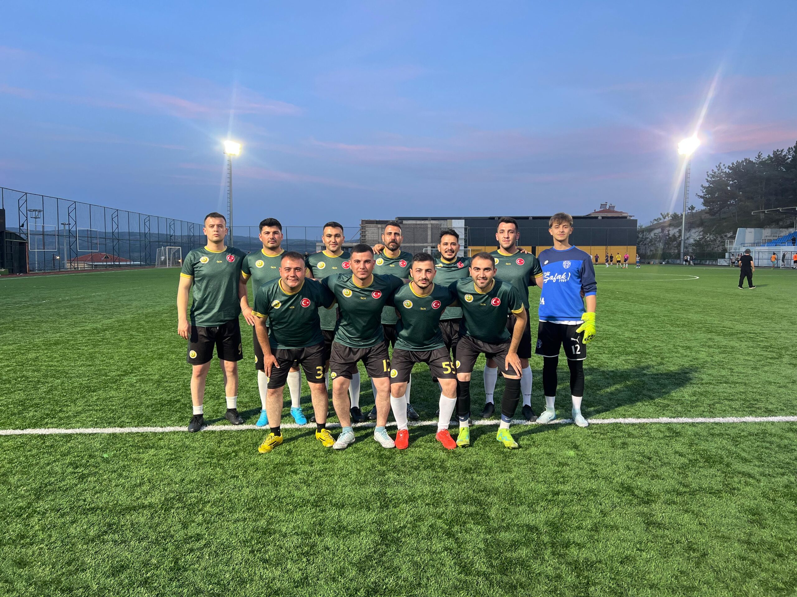 Gençlik Kupası Futbol Turnuvası’nda Şampiyon Gördes Orman Takımı oldu.