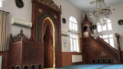 Gördes Belediyesi imam bulunmayan köylerde cuma namazı kılınması için emekli