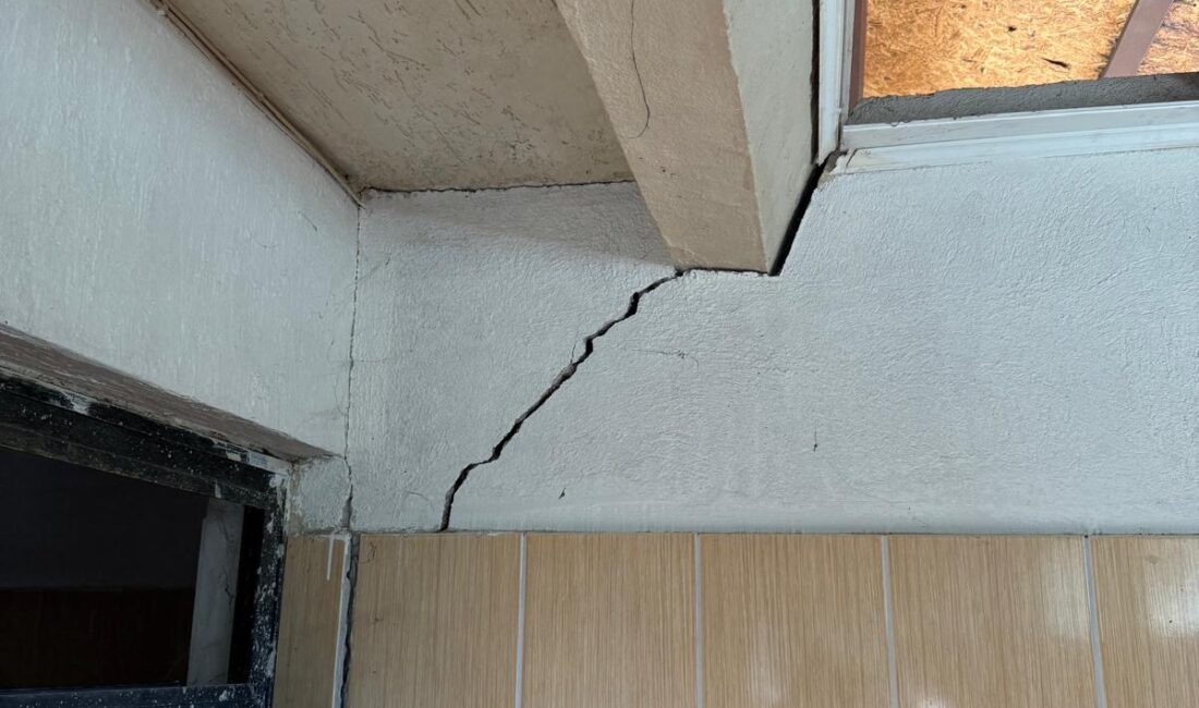 İlçemize yakın bölgede, özellikle Sındırgı merkezli meydana gelen son depremler,