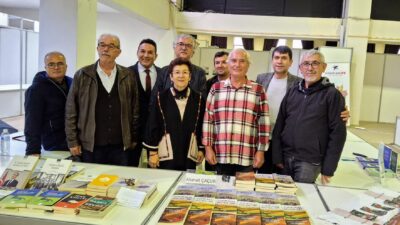 Gördesli şair ve yazarlar;  Manisa Kitap Fuarı vesilesiyle Manisa’da buluştular.