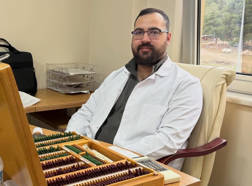 Hastanemizde göreve başlayan Göz Hastalıkları Uzmanı Uzm. Dr. Mert Avcu,