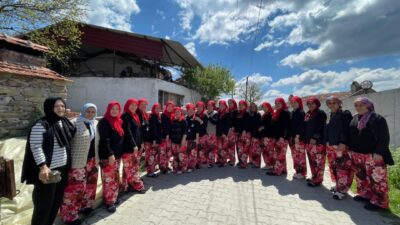 Boyalı Mahallesi’nde düzenlenen geleneksel Gülbahçe Dedesi Hayrı, bu yıl da