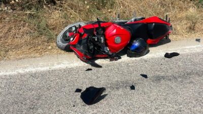 Gördes-Köprübaşı yolu üzerindeki Gördes Çayı mevkiinde meydana gelen trafik kazasında